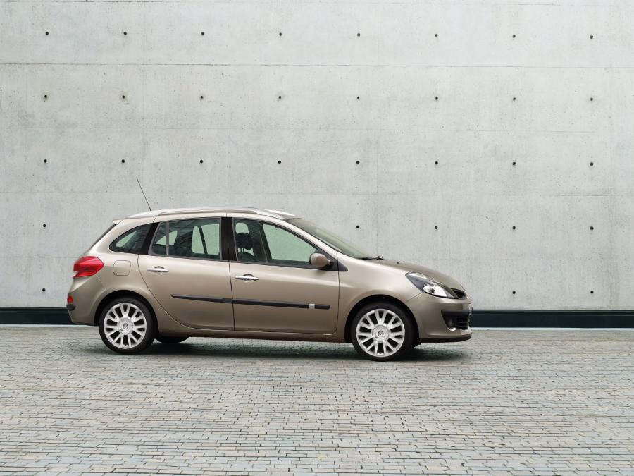  Renault Clio Estate 2007 года  (фото 41 из 50)